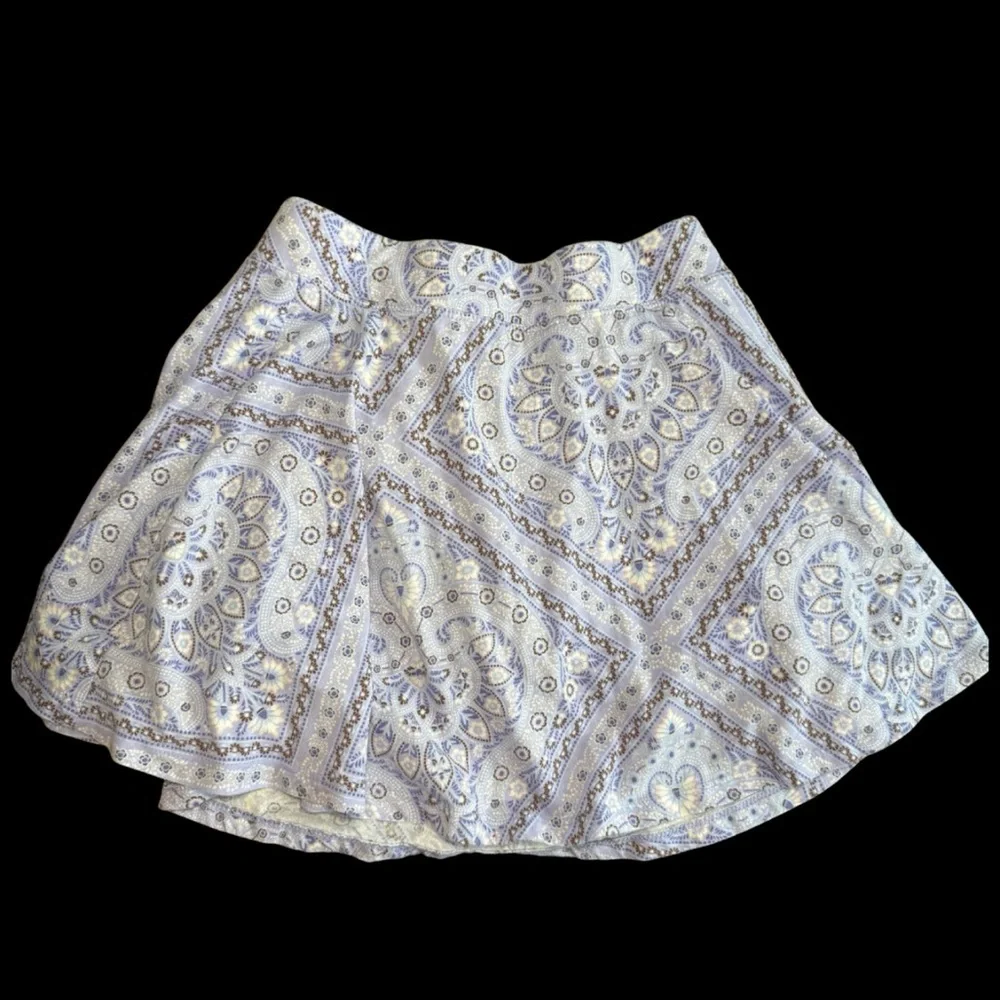 The Children's Place Cream and Blue Bandanna Print‎ Paisley Skort XL 14